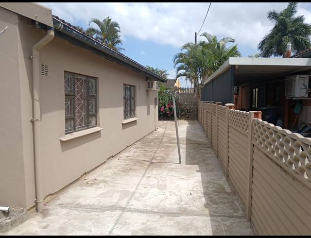 3 BEDROOM FREESTANDING TO LET IN WOODVIEW